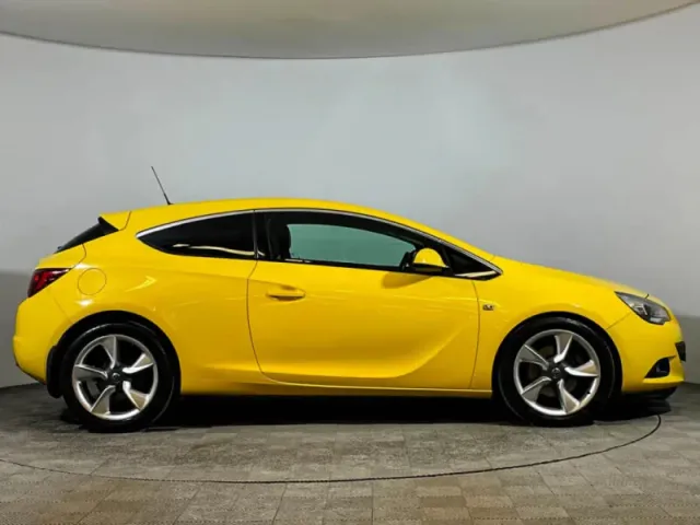 Opel Astra, J Рестайлинг — фото 4