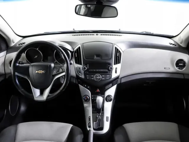 Chevrolet Cruze, I Рестайлинг — фото 16