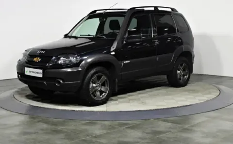 Chevrolet Niva, I Рестайлинг — фото 1