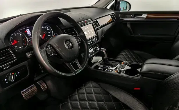 Volkswagen Touareg, II Рестайлинг — фото 7