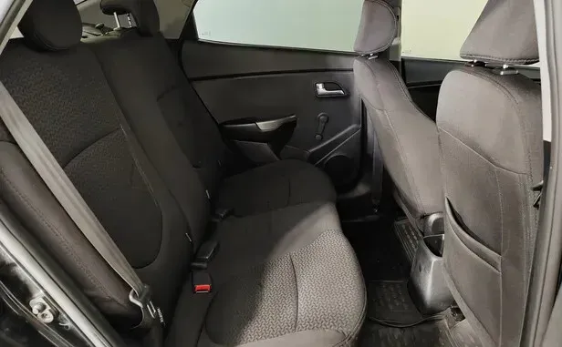 Kia Rio, III Рестайлинг — фото 9