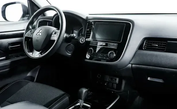 Mitsubishi Outlander, III Рестайлинг 3 — фото 5