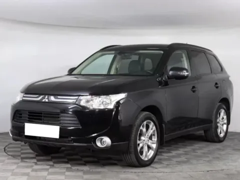 Mitsubishi Outlander, III — фото 1