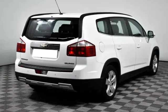 Chevrolet Orlando — фото 5