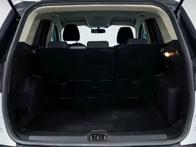 Ford Kuga, II Рестайлинг — фото 16