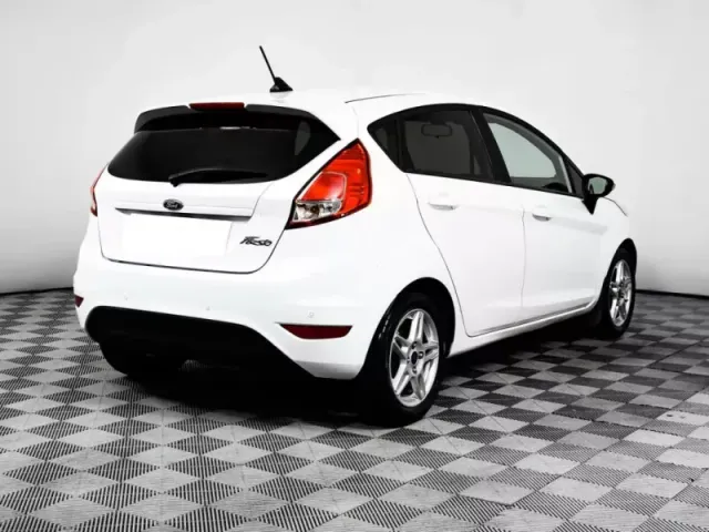 Ford Fiesta, Mk6 Рестайлинг — фото 4