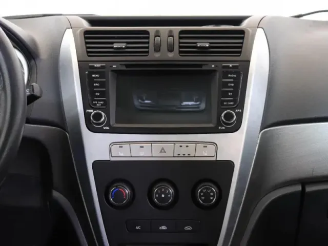 Geely Emgrand X7, I — фото 13