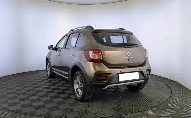 Renault Sandero, II Рестайлинг — фото 4
