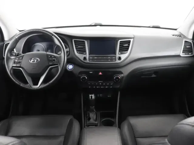 Hyundai Tucson, III — фото 11