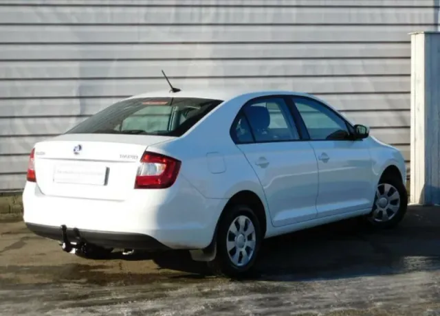Skoda Rapid, I Рестайлинг — фото 4