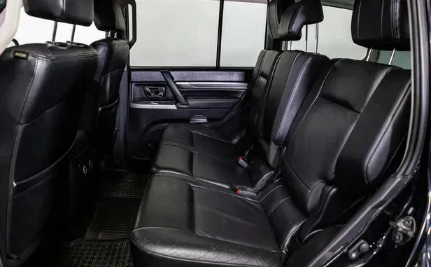 Mitsubishi Pajero, IV Рестайлинг 1 — фото 7