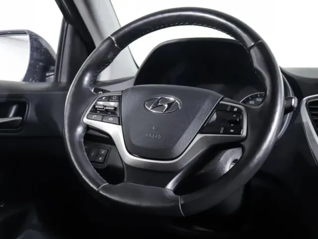 Hyundai Solaris, II — фото 18