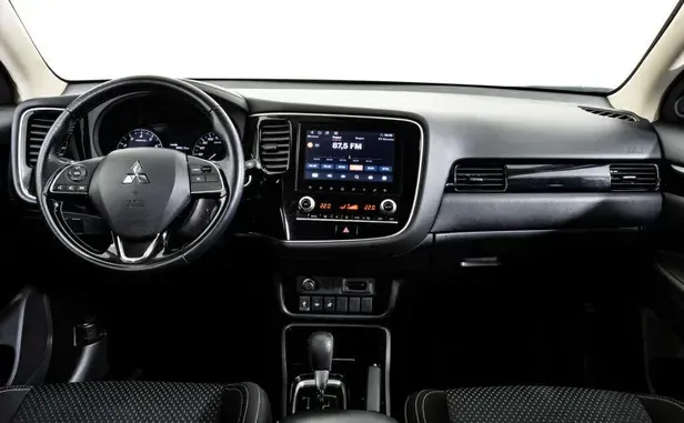 Mitsubishi Outlander, III Рестайлинг 3 — фото 5