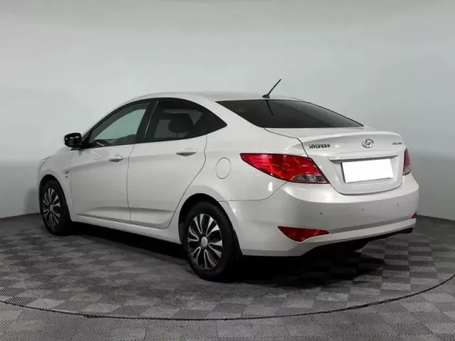 Hyundai Solaris, I Рестайлинг — фото 6