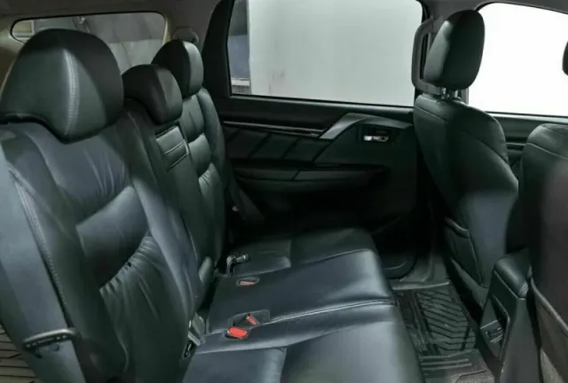 Mitsubishi Pajero Sport, III — фото 18