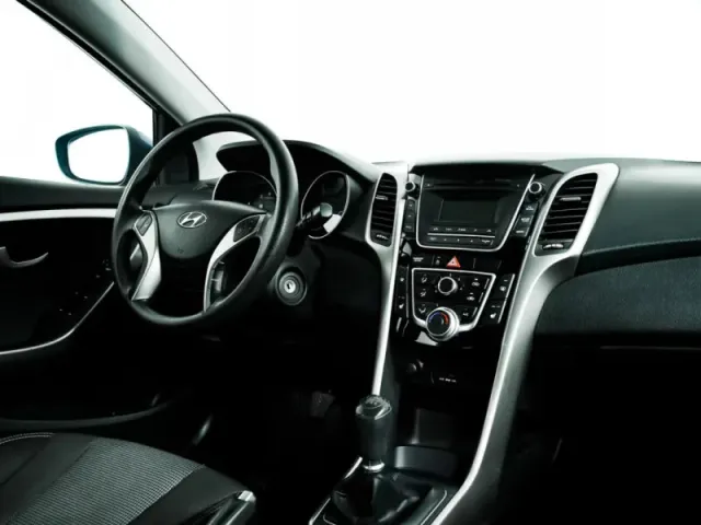 Hyundai i30, II — фото 11