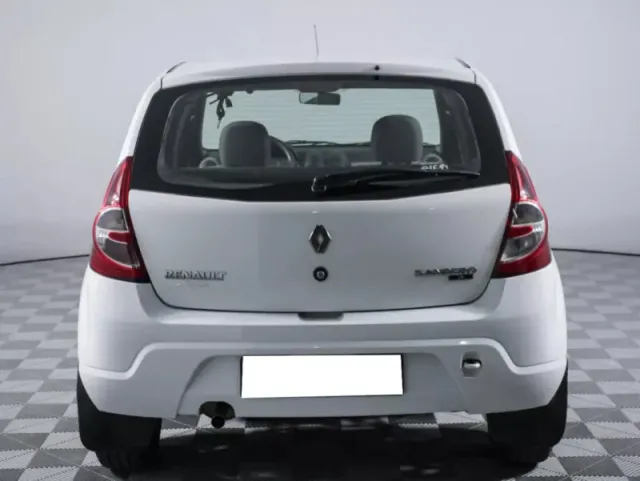 Renault Sandero, I — фото 6