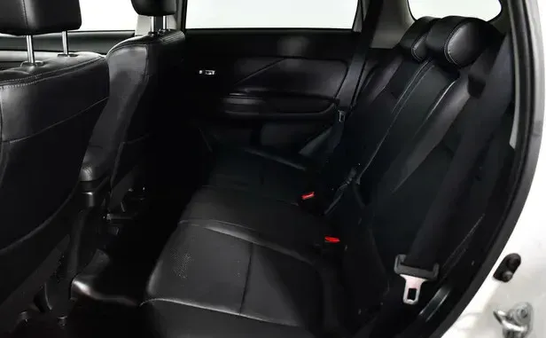 Mitsubishi Outlander, III Рестайлинг 2 — фото 7