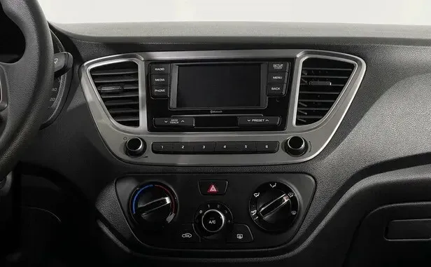 Hyundai Solaris, II Рестайлинг — фото 8