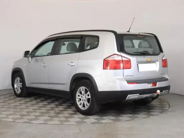 Chevrolet Orlando — фото 7