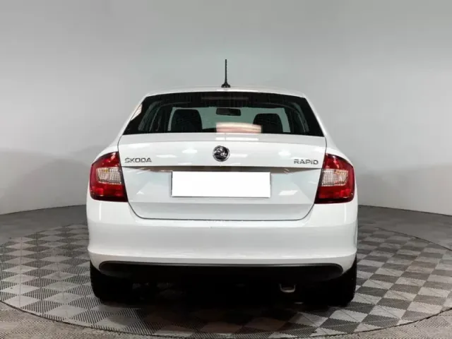 Skoda Rapid, I Рестайлинг — фото 6