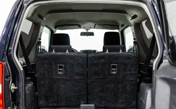 Suzuki Jimny, III Рестайлинг 2 — фото 9