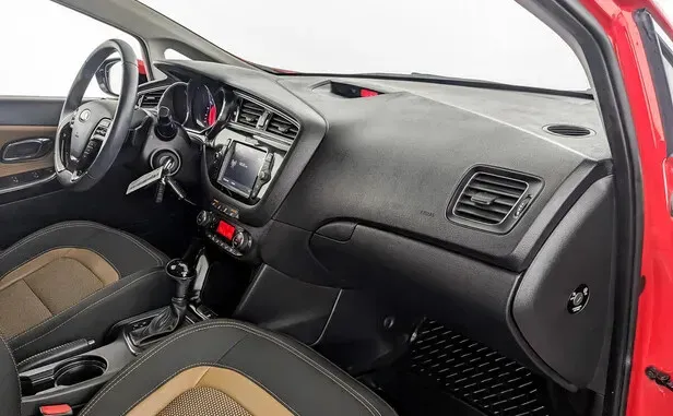 Kia Ceed, II Рестайлинг — фото 7