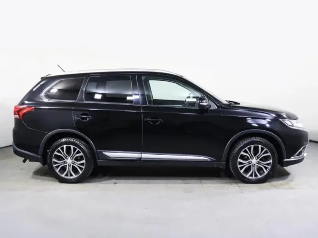 Mitsubishi Outlander, III Рестайлинг 2 — фото 4