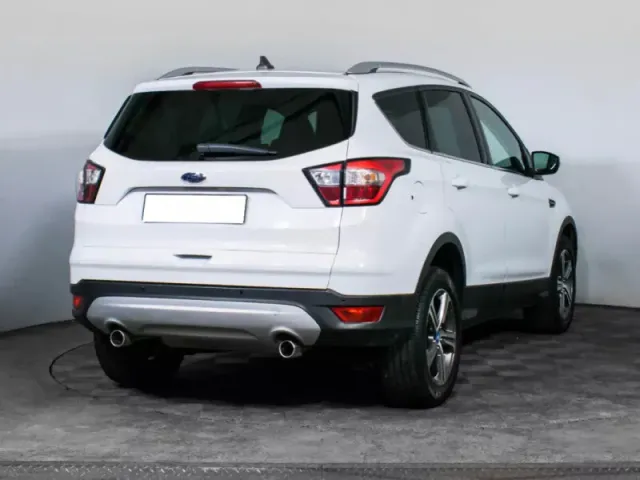 Ford Kuga, II Рестайлинг — фото 5