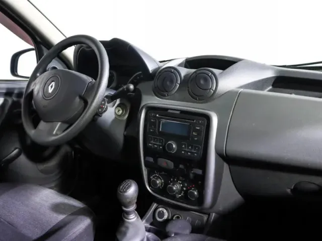 Renault Duster, I — фото 8