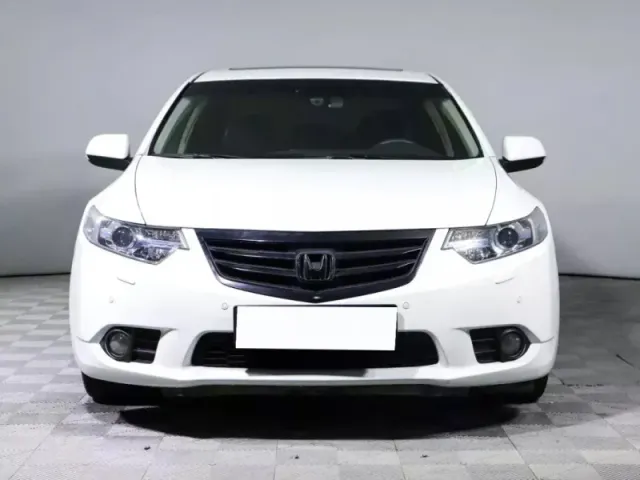 Honda Accord, VIII Рестайлинг — фото 2
