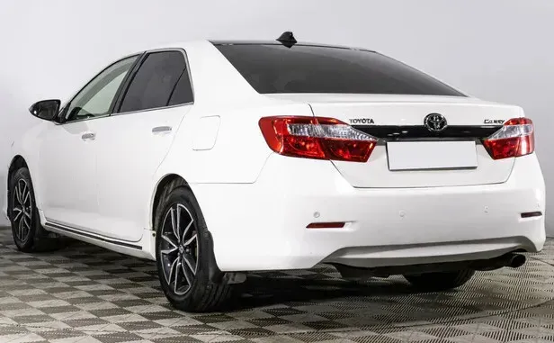 Toyota Camry, VII (XV50) — фото 11