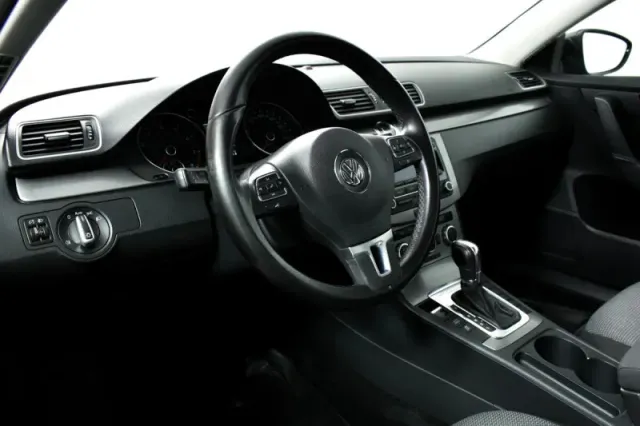 Volkswagen Passat, B7 — фото 14