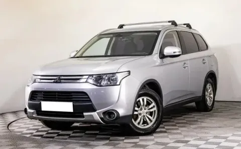 Mitsubishi Outlander, III Рестайлинг — фото 1