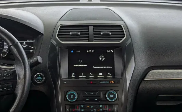 Ford Explorer, V Рестайлинг — фото 11