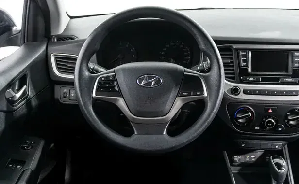 Hyundai Solaris, II — фото 11