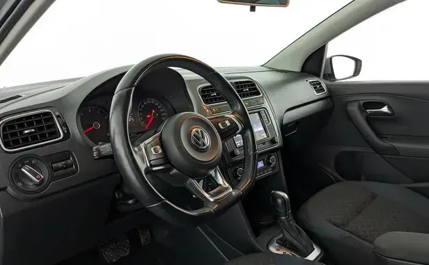 Volkswagen Polo, V Рестайлинг — фото 6