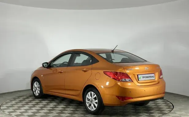 Hyundai Solaris, I Рестайлинг — фото 4