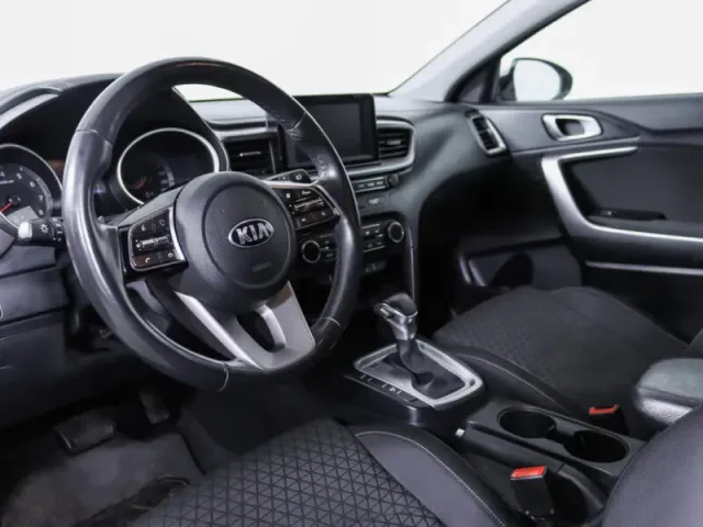 Kia Ceed, III — фото 10