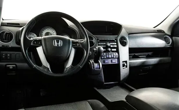 Honda Pilot, II Рестайлинг — фото 7