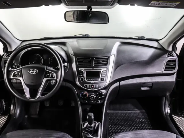 Hyundai Solaris, I Рестайлинг — фото 12