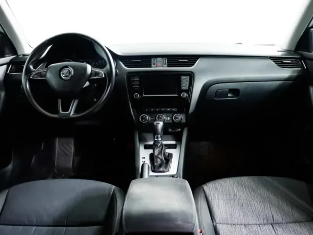 Skoda Octavia, III (A7) — фото 12