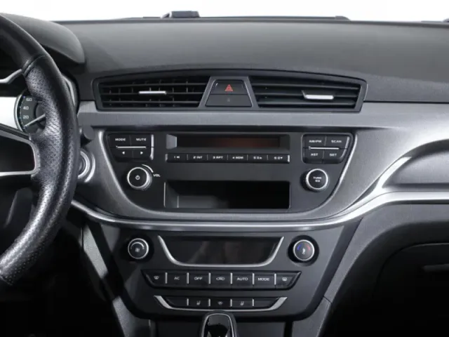 Geely Emgrand 7, I Рестайлинг — фото 14