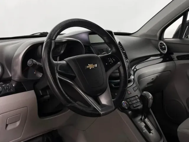 Chevrolet Orlando, I — фото 11