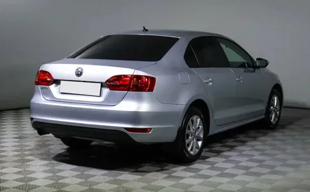 Volkswagen Jetta, VI — фото 2