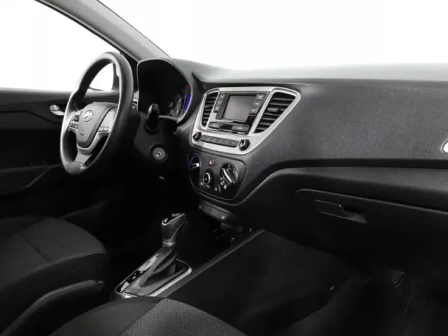 Hyundai Solaris, II Рестайлинг — фото 8