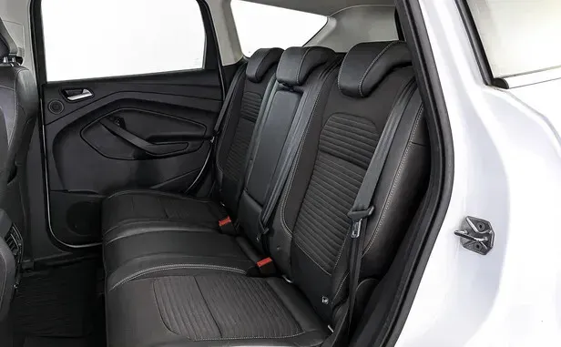 Ford Kuga, II Рестайлинг — фото 12