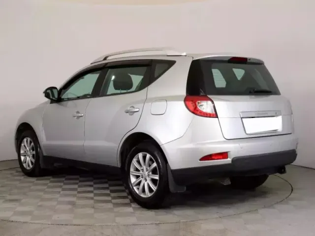 Geely Emgrand X7, I — фото 6