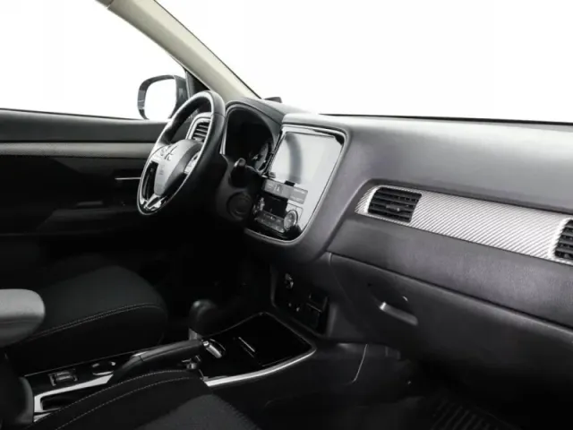 Mitsubishi Outlander, III Рестайлинг 2 — фото 8
