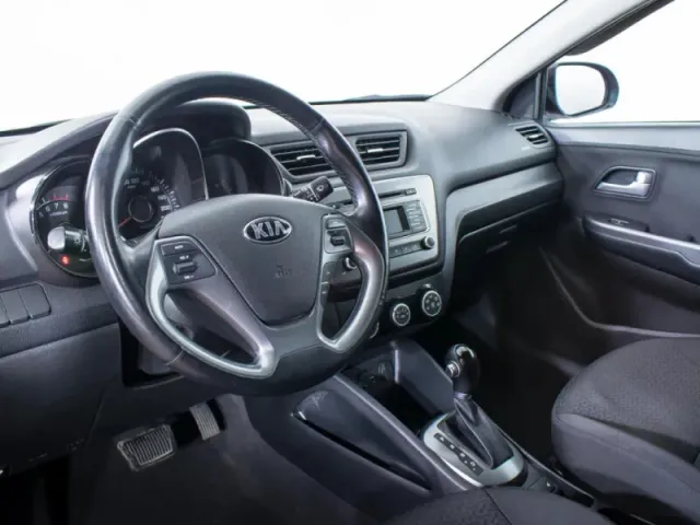 Kia Rio, III Рестайлинг — фото 12